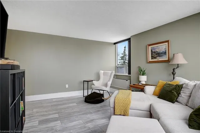 Additional image 9 of 3227 King St Unit 409