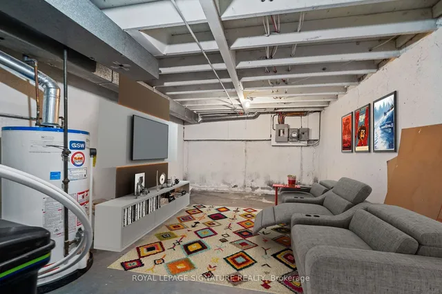 Additional image 31 of 275 Broadview Ave Unit 92