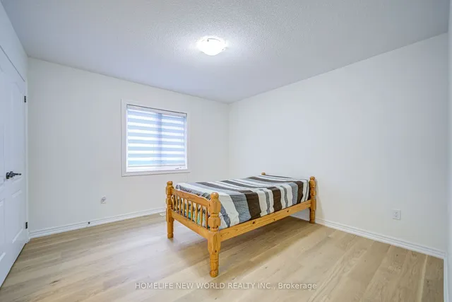 Additional image 22 of 18 Amaretto Crt