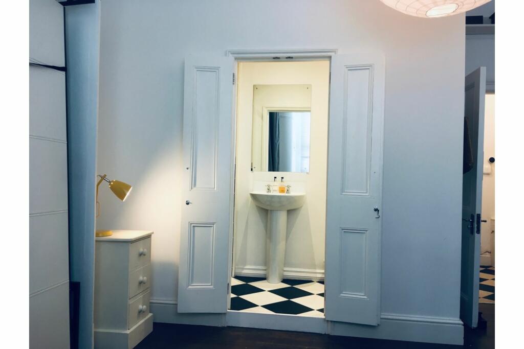 Additional image 20 of Crescent Gardens, Bath, BA1