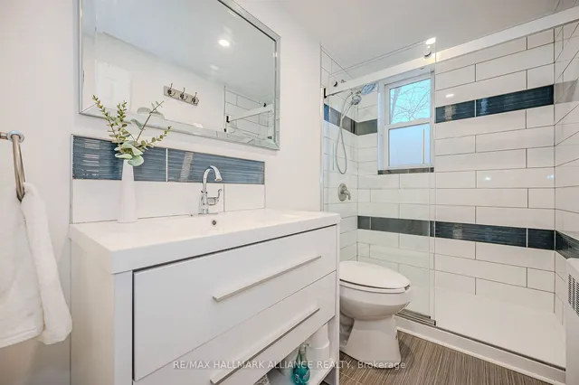 Additional image 11 of 802 KING St Unit 3