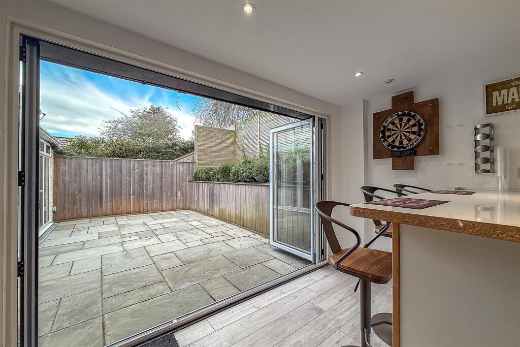 Additional image 15 of High Street, Sandridge, St. Albans