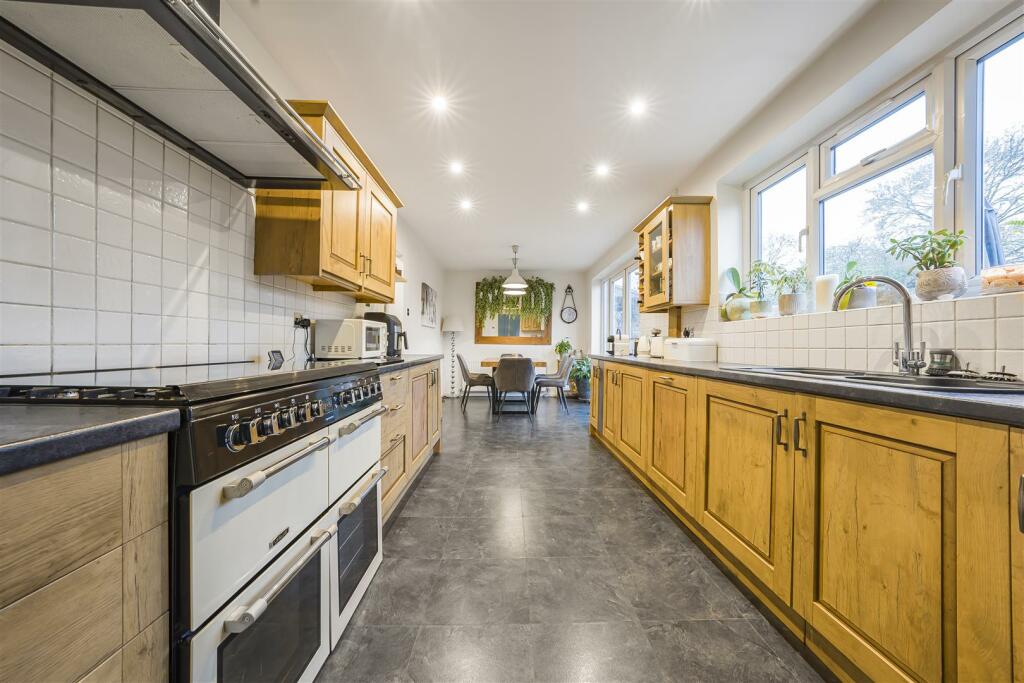 Additional image 6 of Maplefield Park Street, St. Albans