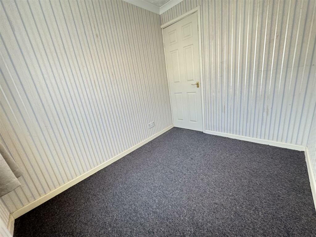 Additional image 27 of Kinross Crescent, Great Barr, Birmingham