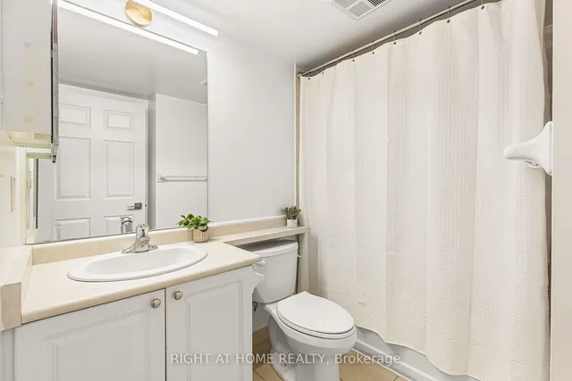 Additional image 16 of 23 Hollywood Ave Unit 3503