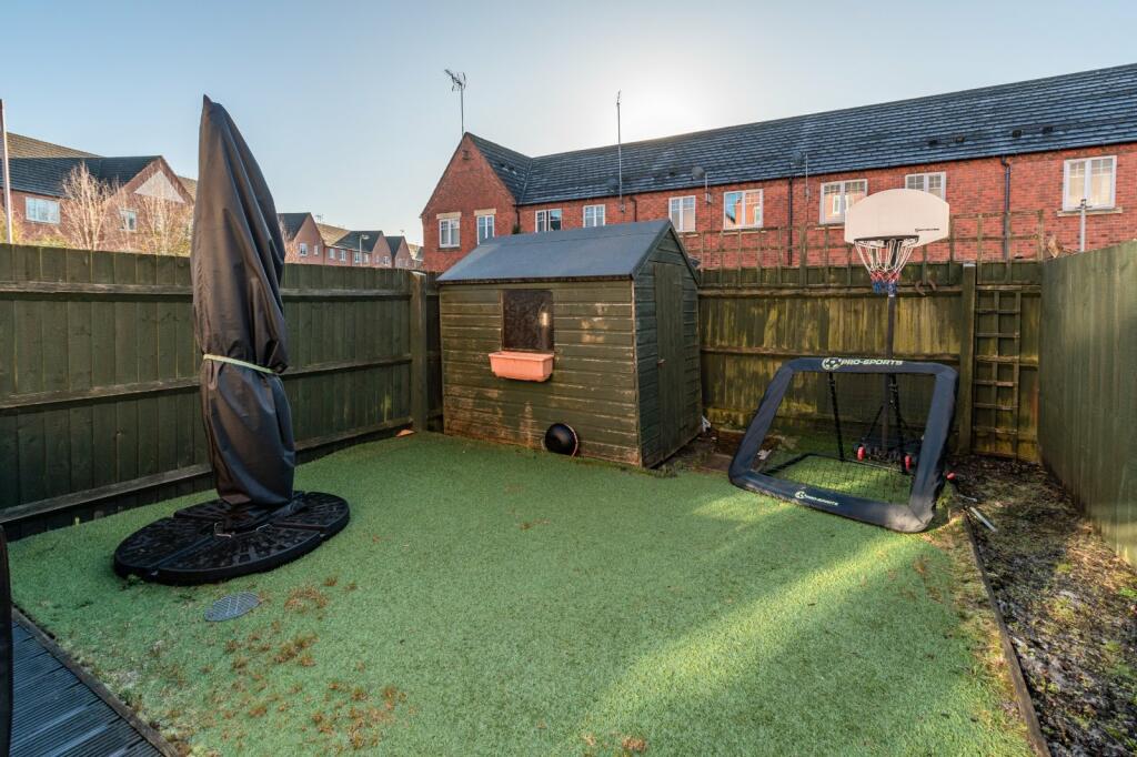 Additional image 17 of Hedgerow Close, Greenlands, Redditch, Worcestershire, B98