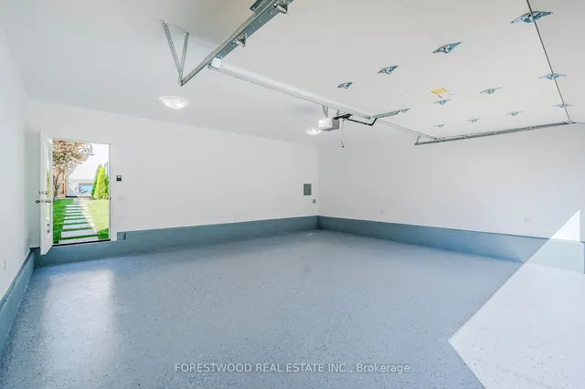 Additional image 40 of 155 Grenadier Rd