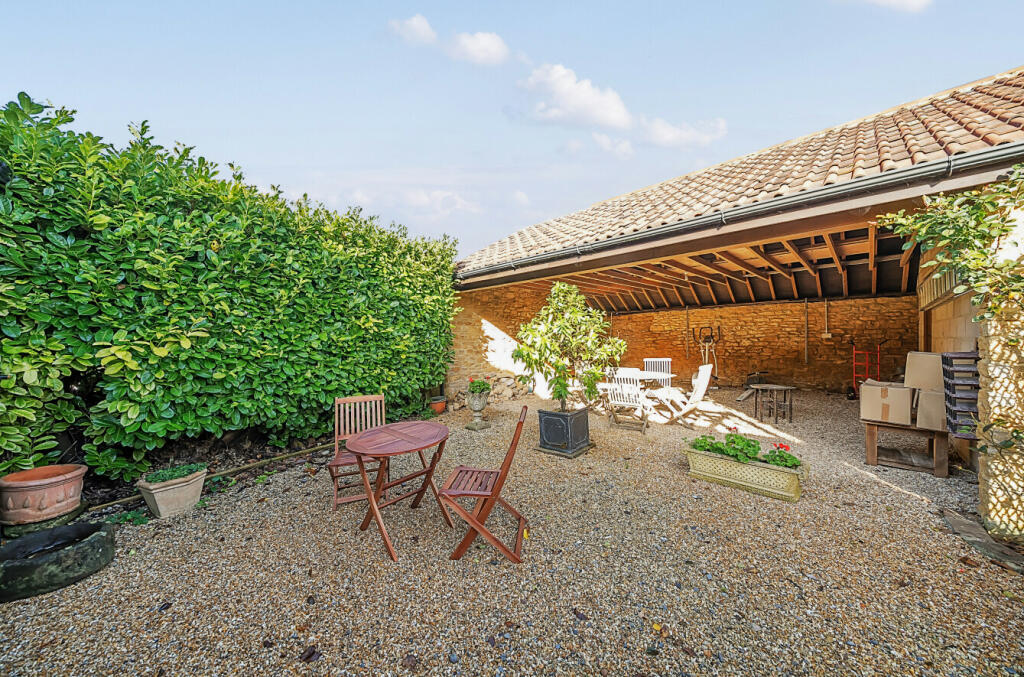 Additional image 15 of Queen Street, Tintinhull, Yeovil, Somerset, BA22