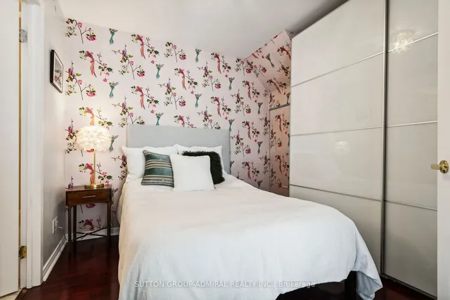 Additional image 23 of 34 Western Battery Rd Unit 435