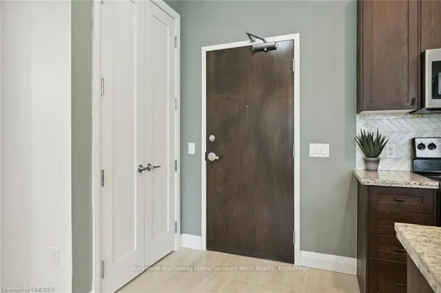 Additional image 4 of 118 KING STREET EAST Unit 313