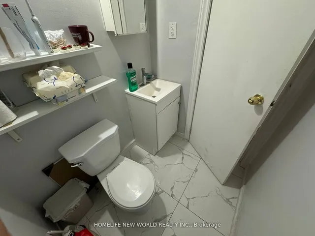 Additional image 9 of 61 Broadway Ave