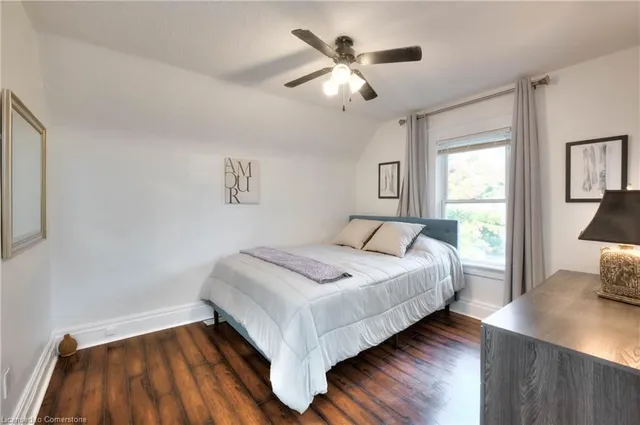 Additional image 6 of 331 Park St Unit 2