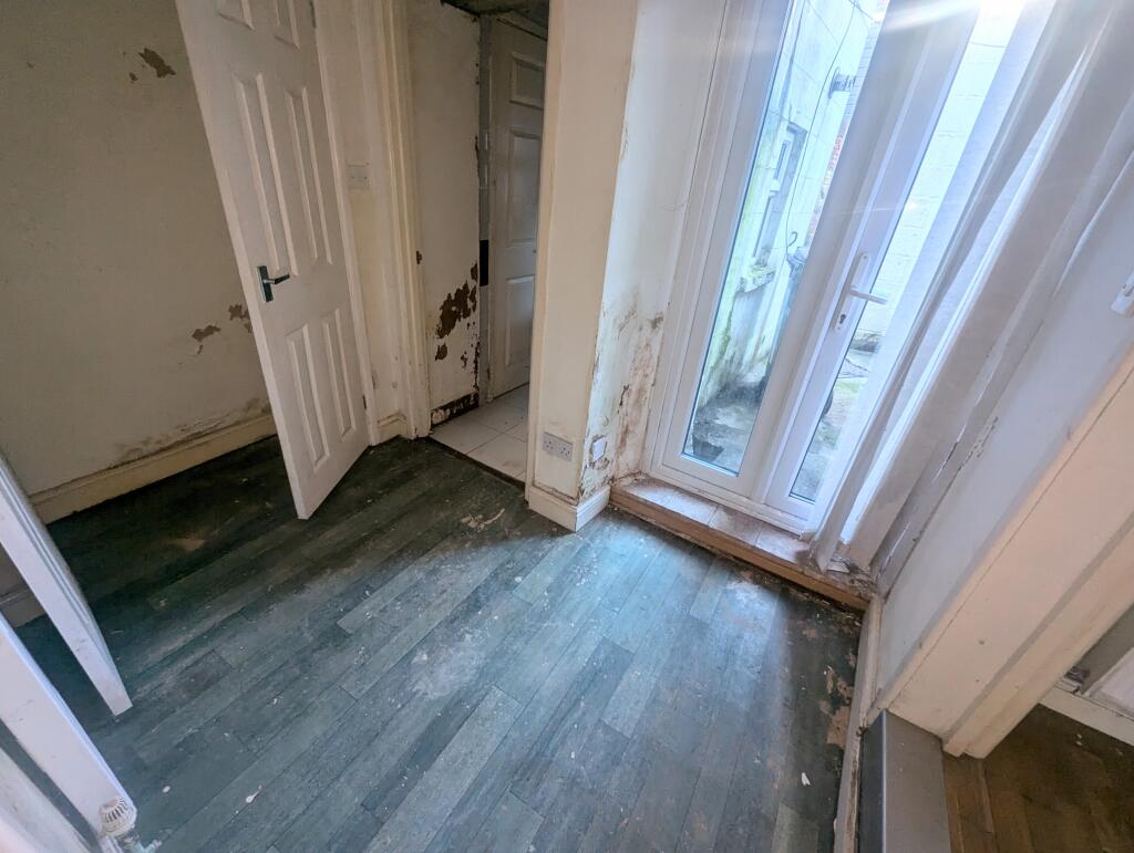 Additional image 7 of 9 Sherborne Road, Yeovil, Somerset BA21 4HD