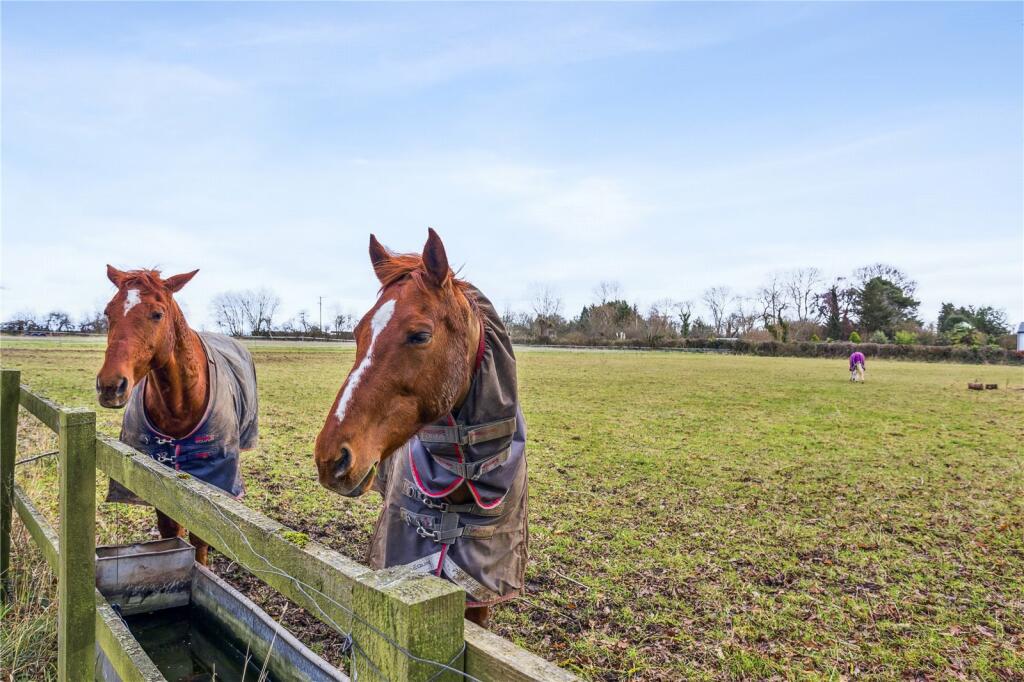 Additional image 13 of Caddington Common, Markyate, St. Albans, Hertfordshire, AL3