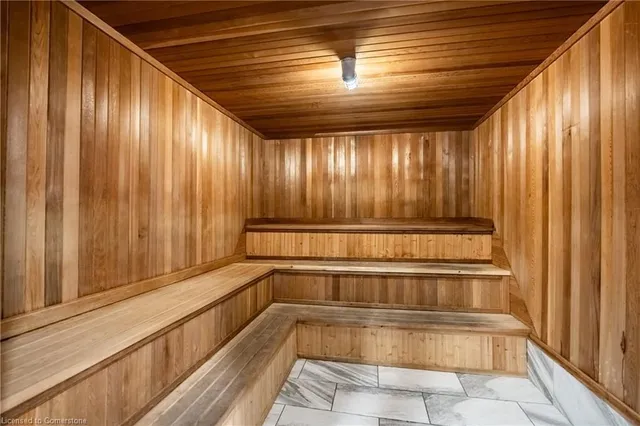 Additional image 31 of 500 Green Rd Unit 1415