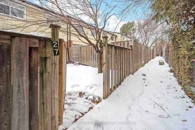 Additional image 39 of 27 Vodden Crt