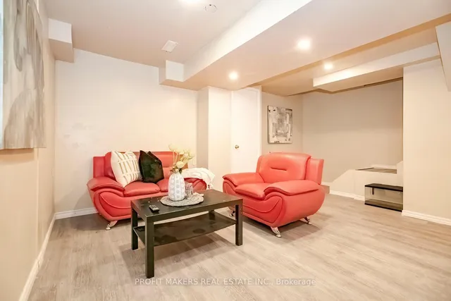 Additional image 19 of 47 Saddlecreek Crt