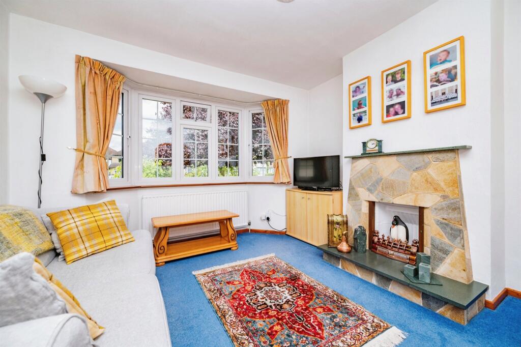 Additional image 19 of Roestock Gardens, Colney Heath, St. Albans