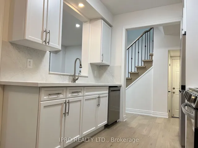 Additional image 6 of 102 Kendall Dr