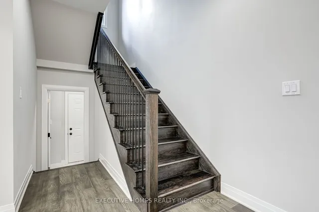 Additional image 18 of 1586 Severn Dr