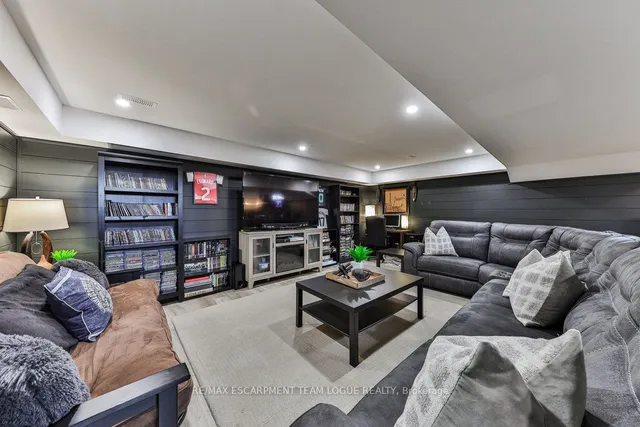 Additional image 29 of 36 Warwick Rd