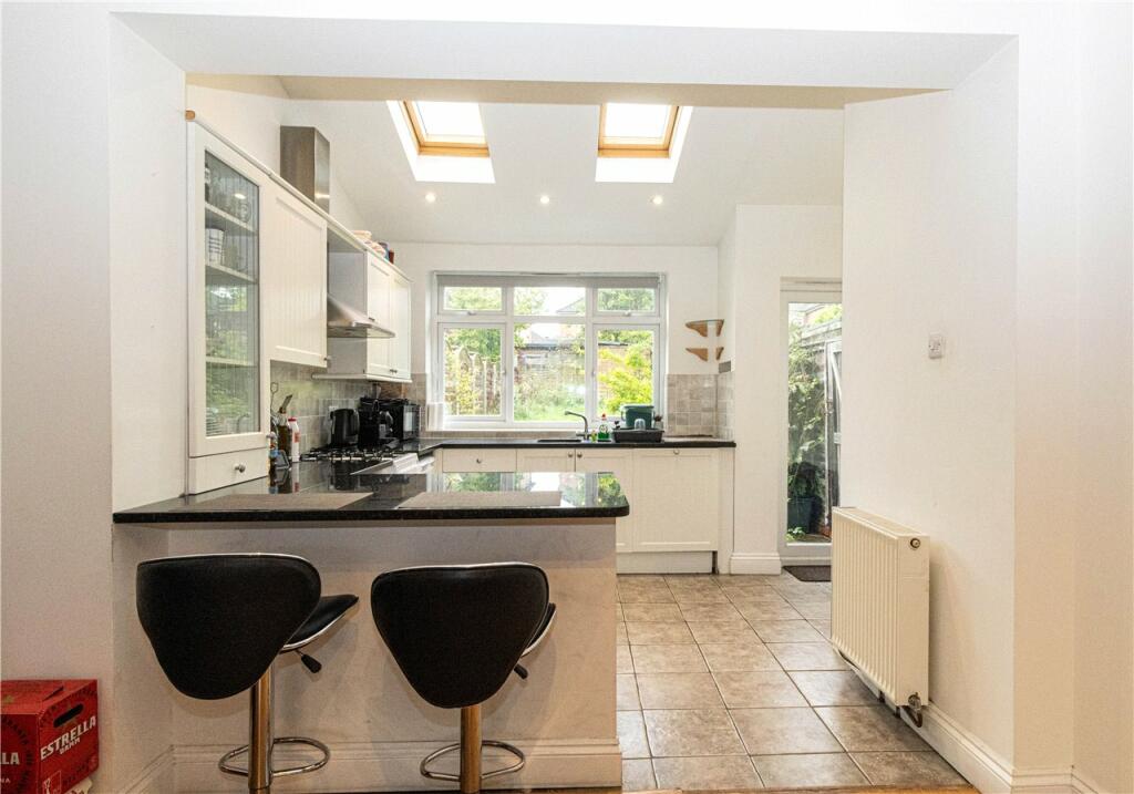 Additional image 3 of Glemsford Drive, Harpenden, Hertfordshire, AL5