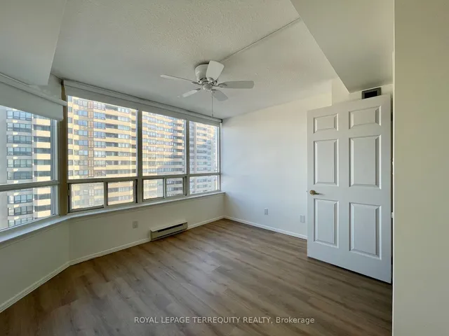 Additional image 9 of 30 Greenfield Ave Unit 1105