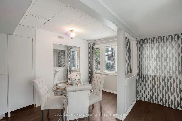 Additional image 31 of 528 UPPER WENTWORTH St