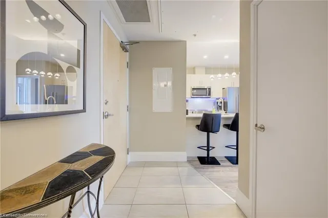 Additional image 40 of 60 Charles St Unit 604