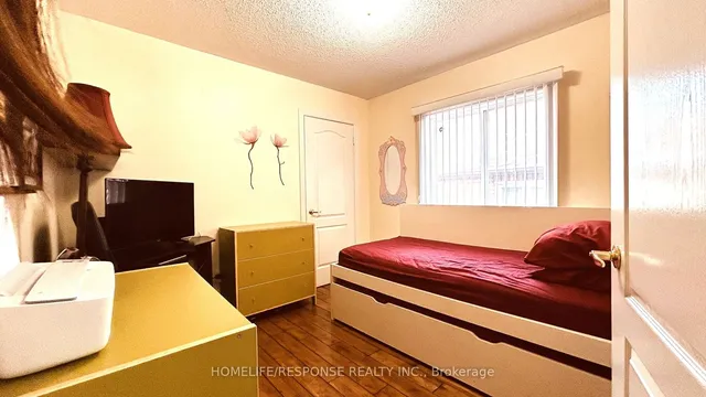 Additional image 23 of 19 RIVER ROCK Cres