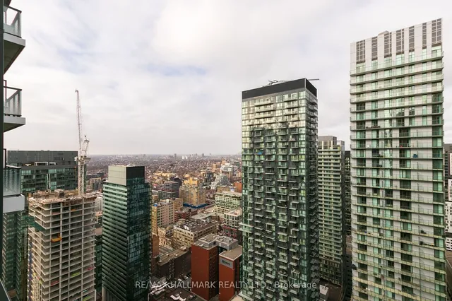 Additional image 32 of 125 Blue Jays Way St Unit 4608