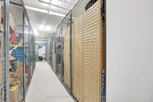 Additional image 26 of 61 Heintzman St Unit 914