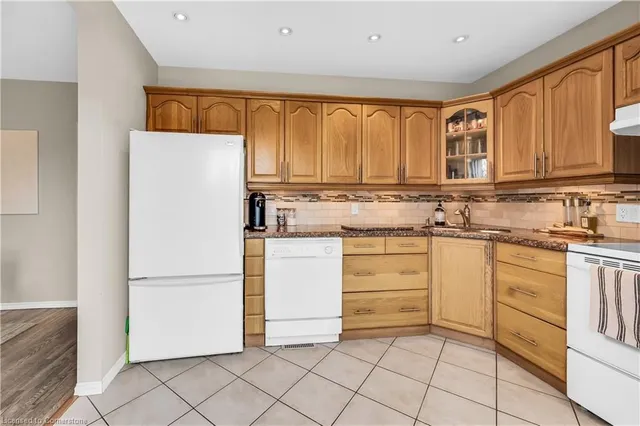 Additional image 16 of 367 East 28th St