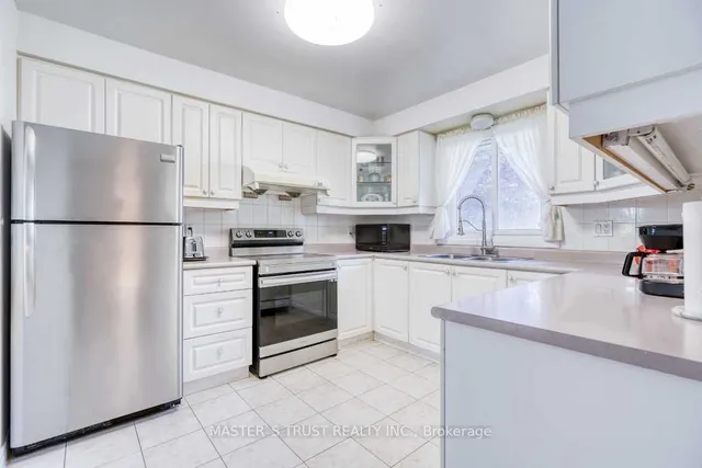 Additional image 15 of 1 Prince Hal Cres