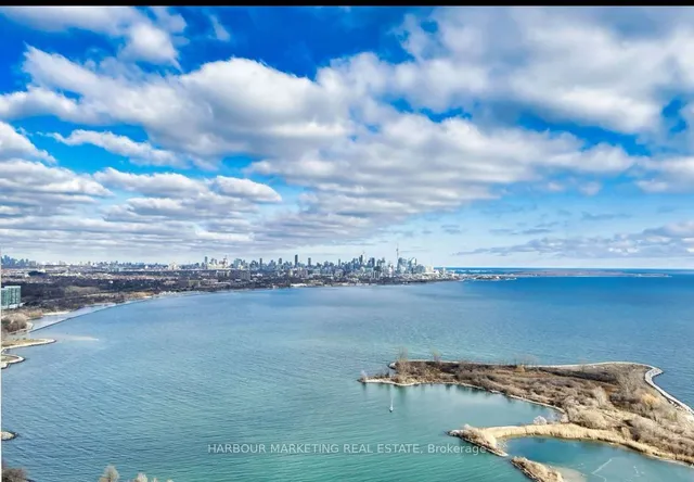 Additional image 10 of 20 SHORE BREEZE Dr Unit 4104