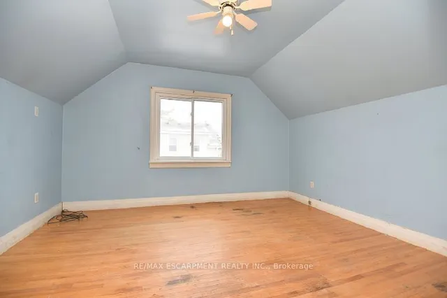 Additional image 16 of 160 Rosedale Ave