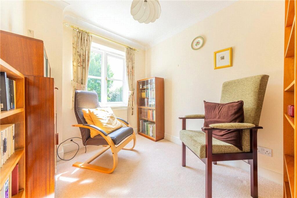 Additional image 10 of Tithe Barn Close, St. Albans, Hertfordshire, AL1