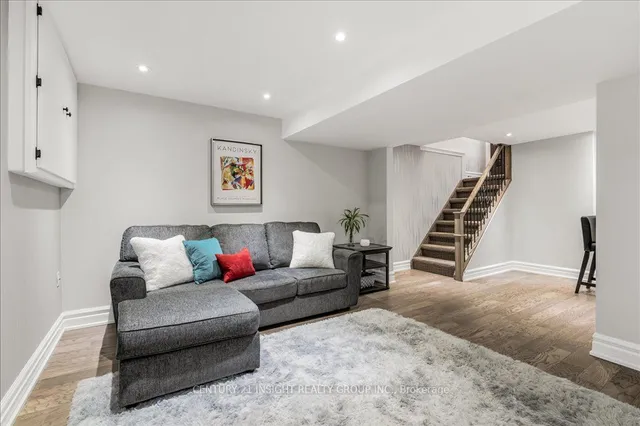 Additional image 25 of 27 Alba St