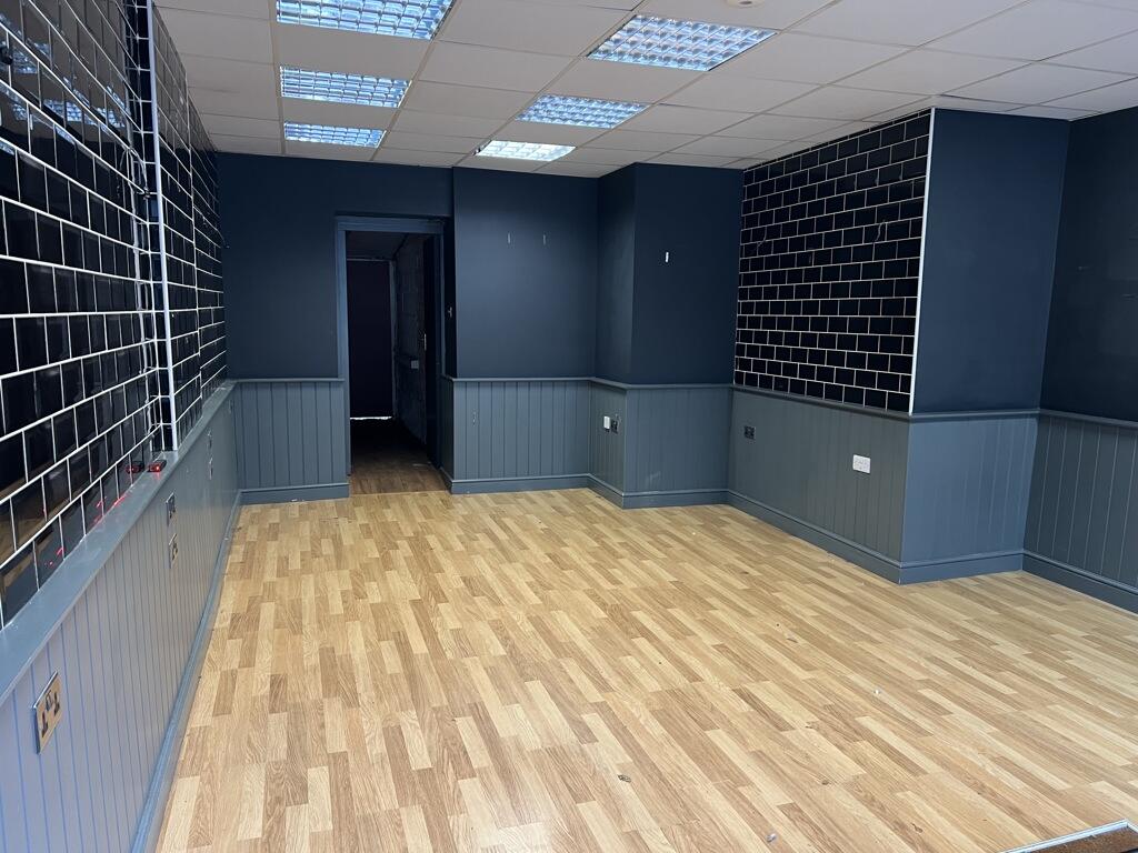 Additional image 4 of 103 High Street, Street, BA16 0EY