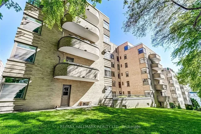 Additional image 11 of 717 Eglinton Ave Unit 107