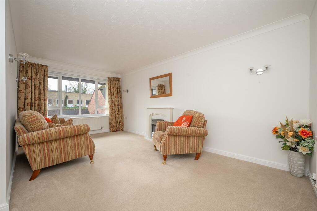 Additional image 12 of Chestnut Walk, Henley-In-Arden