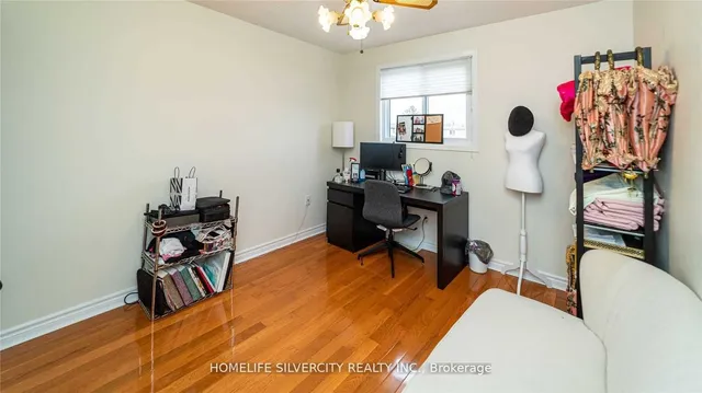 Additional image 27 of 7 Newbridge Cres