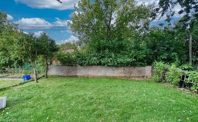 Additional image 9 of 2137 Mount Forest Dr