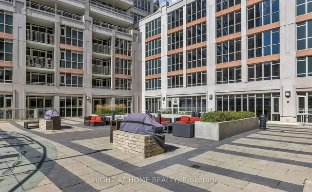 Additional image 37 of 35 Bastion St Unit 809