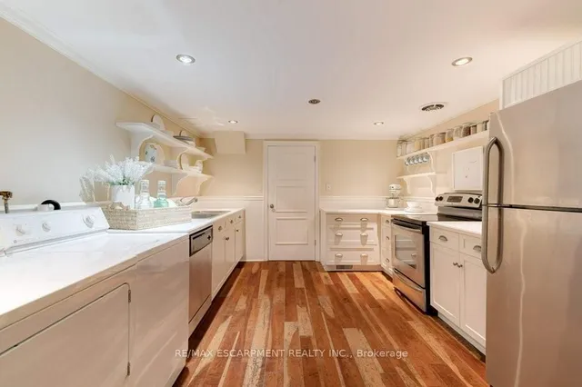 Additional image 26 of 183 Mill St