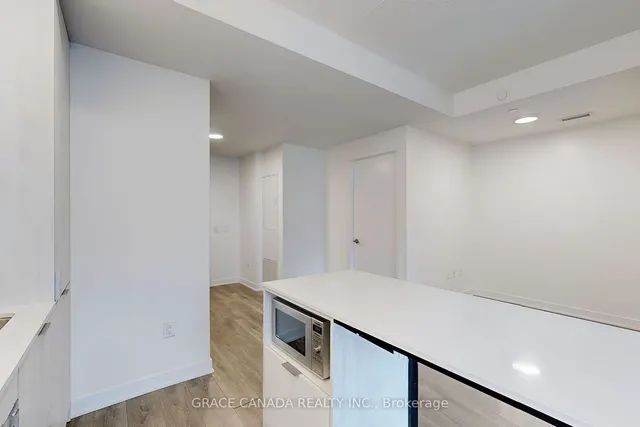 Additional image 16 of 35 Tubman Ave Unit 1018