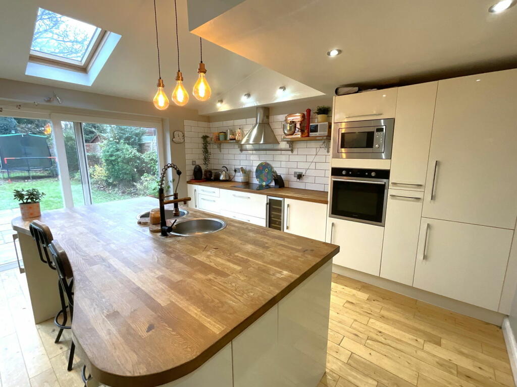 Additional image 6 of HALESOWEN, Manor Abbey Road