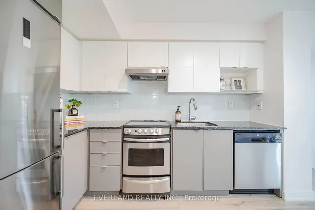 Additional image 24 of 160 Flemington Rd Unit 1005