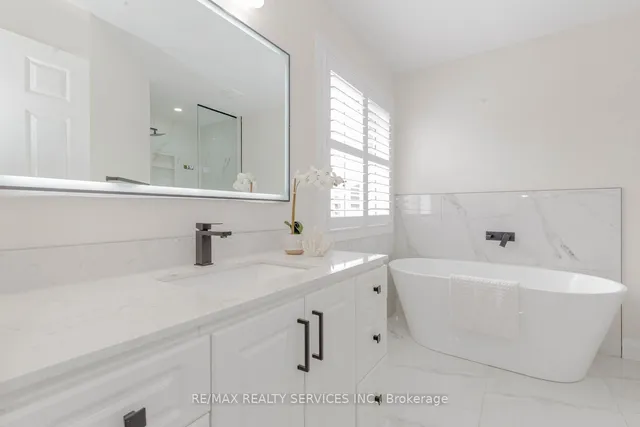 Additional image 23 of 12 Benmore Cres