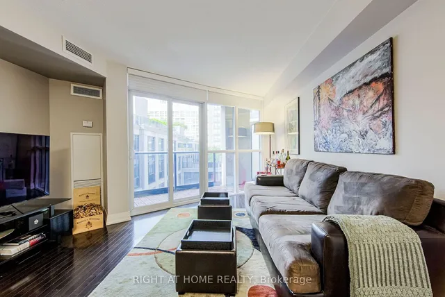 Additional image 11 of 25 Carlton St Unit 406